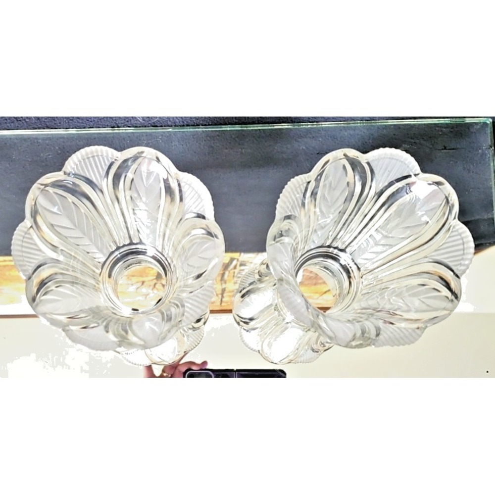 Cut Glass Sconce can be used for Ceiling fan or Vanity‎ mirrors.
